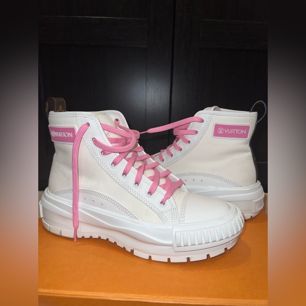 Pink and white Louis Vuitton Squad Sneaker
